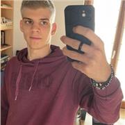 Se serve un aiuto con i compiti posso aiutarti io!